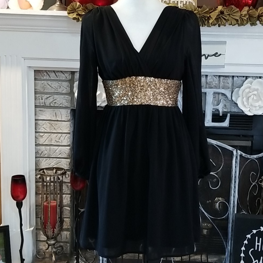 Red clover black and gold dress, size S